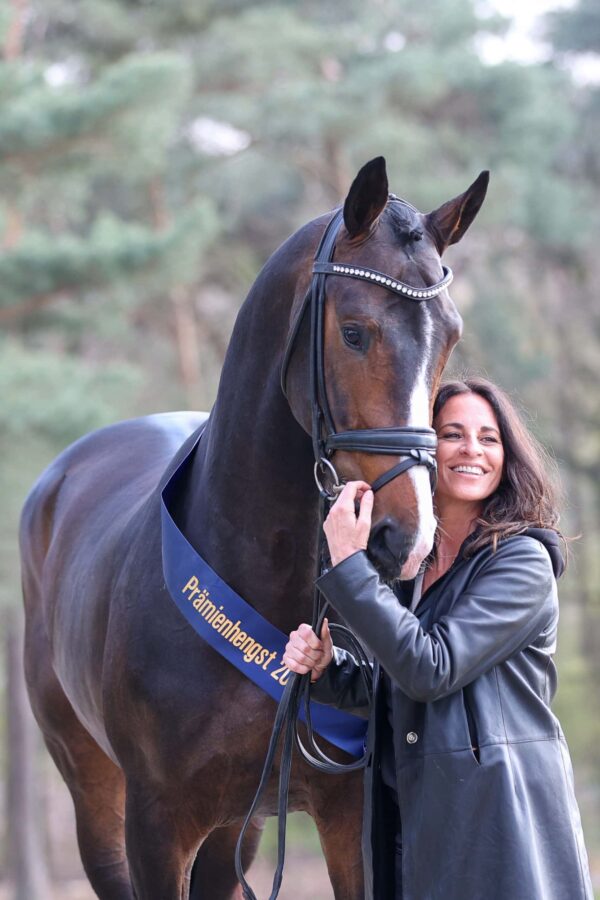 Fiancé photo 3